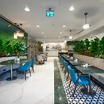 Vogue Supreme Hotell 5*