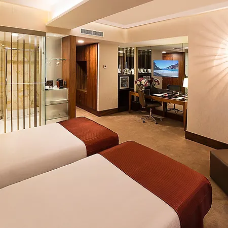 Vogue Supreme Hotell