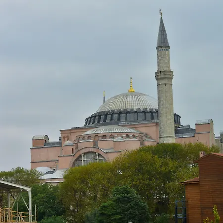 Sura Luxury Milion & 4* Istanbul