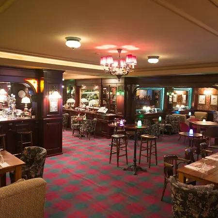 Vogue Supreme Hotell 4*