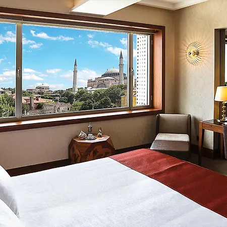 Hotel Vogue Supreme 5*