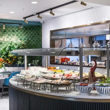 Hotel Vogue Supreme 5*